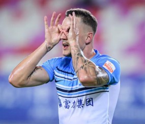 石油杯赛程-【中超】唐淼喂饼蒂亚戈替补绝杀 广州城1比0青岛队